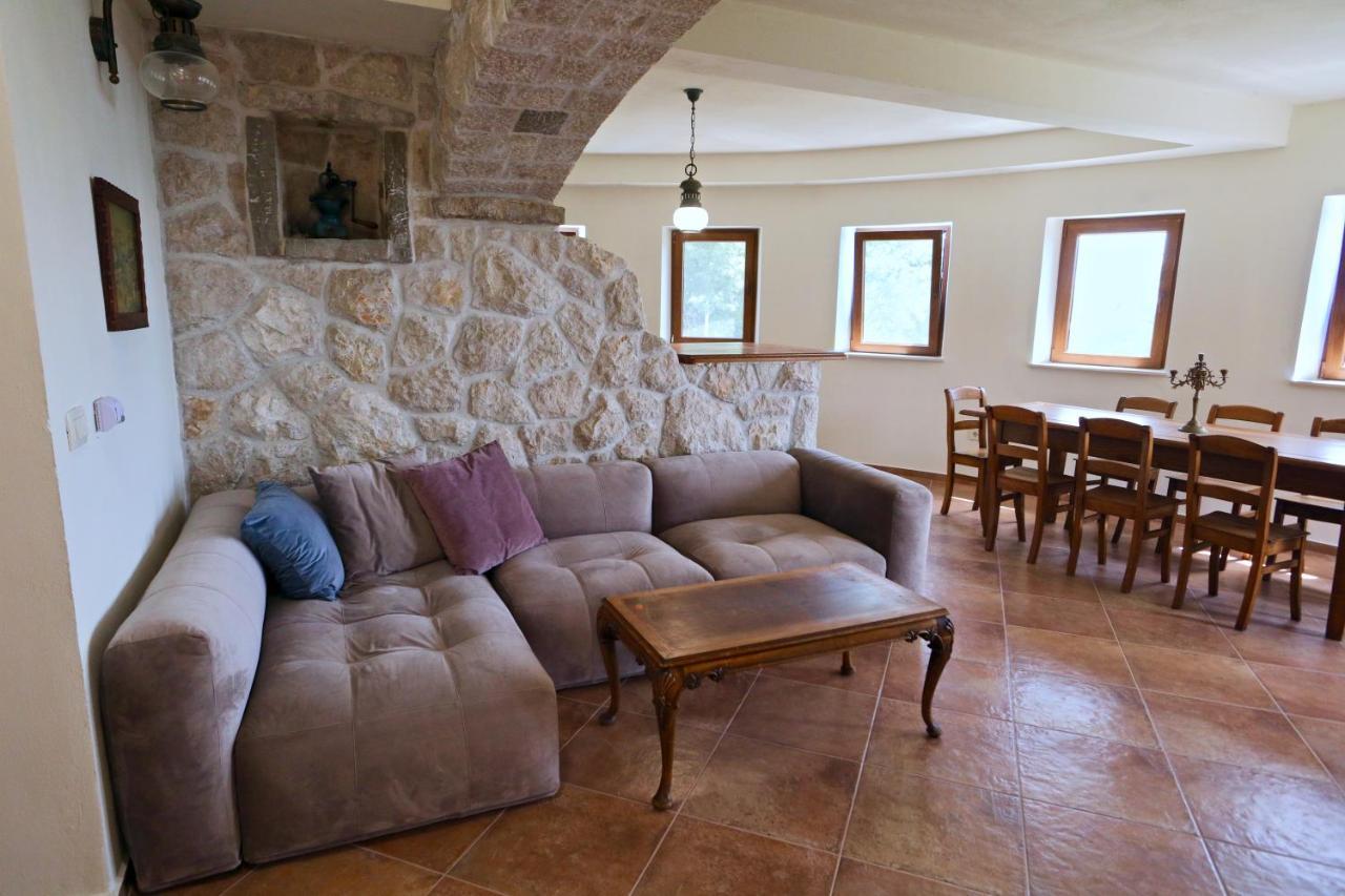 Mountains Villa Near Budva Exterior foto